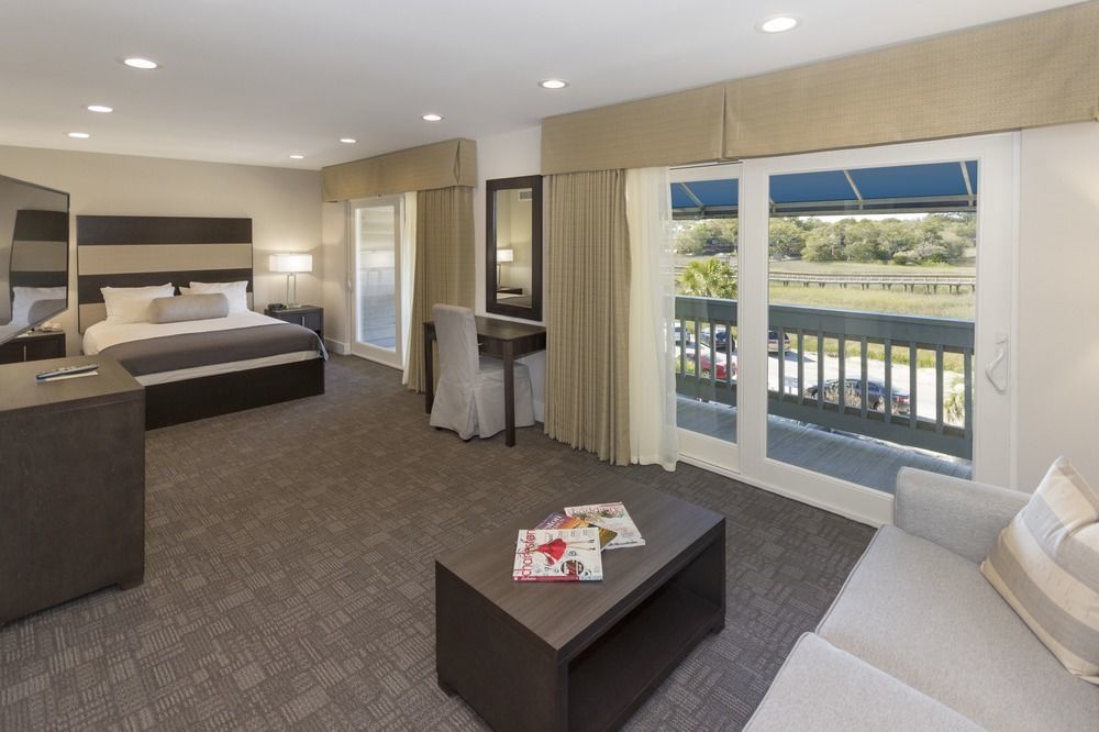 Shem Creek Inn Mount Pleasant Extérieur photo