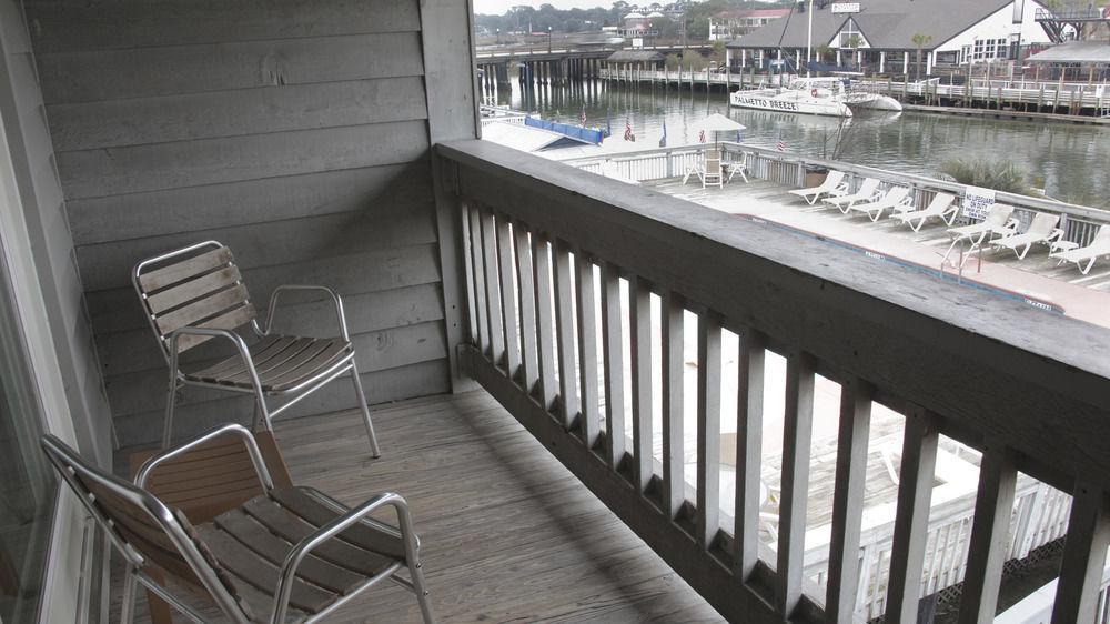 Shem Creek Inn Mount Pleasant Extérieur photo